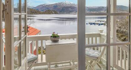 Tolles Zuhause in Eiksund mit WLAN
