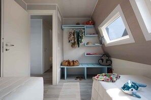 2 bedrooms, Internet