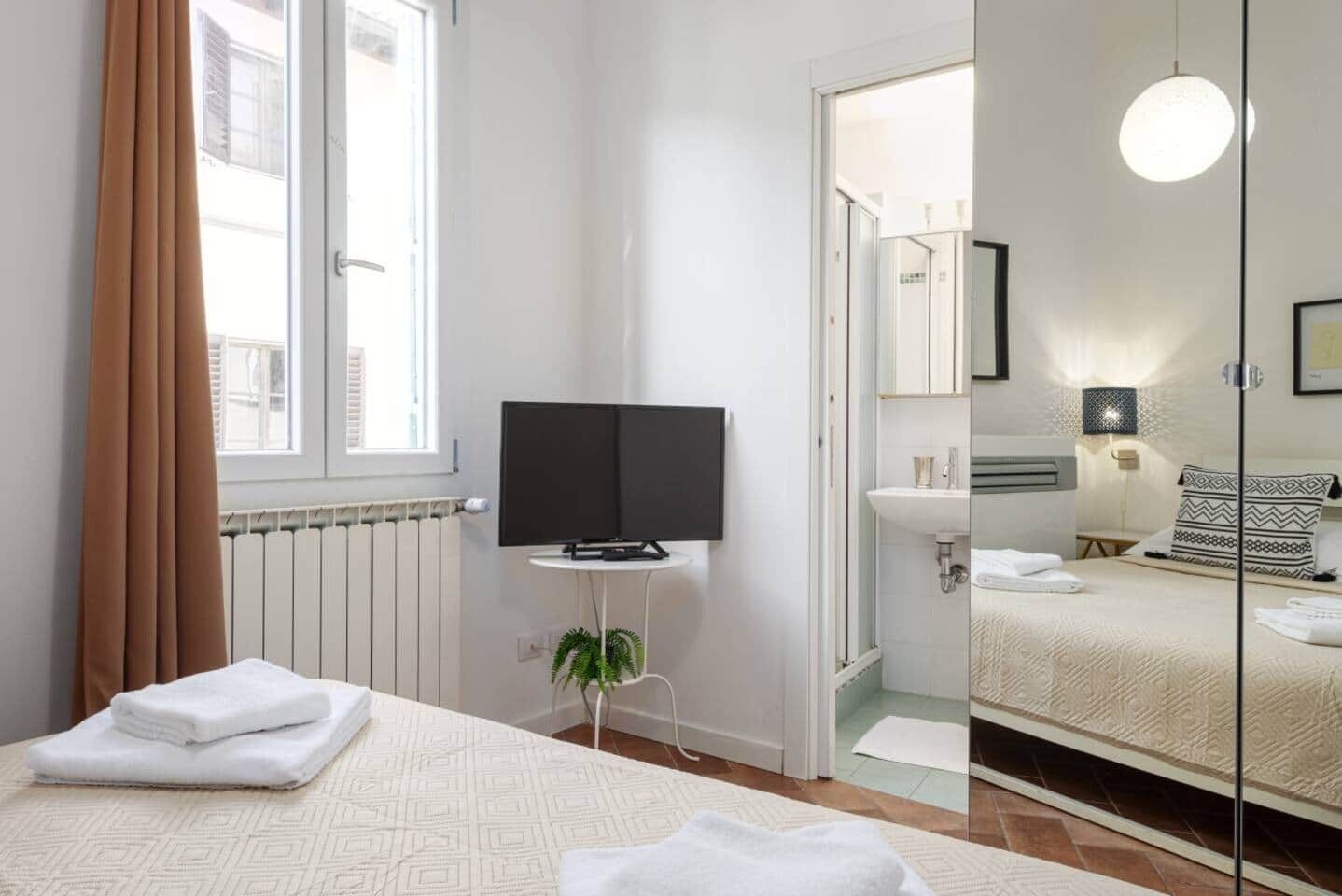 2 chambres, fer et planche à repasser, Wi-Fi, literie fournie