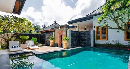 Lovina Poolvilla, Private Butler, Free Breakfast!