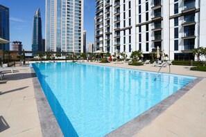 Pool - Comfy 2BR Apartment in Downtown (Dubai)