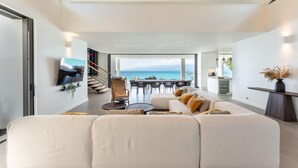 Living area - Villa Guacana – 5 Bedrooms | Pool & Sea View | Guadeloupe (Le Gosier)