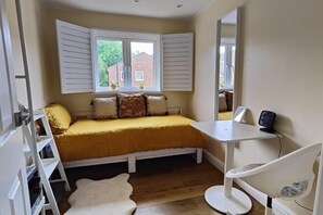 Allergikerbettwaren, Daunenbettdecken, Betten mit Memory-Foam-Matratzen