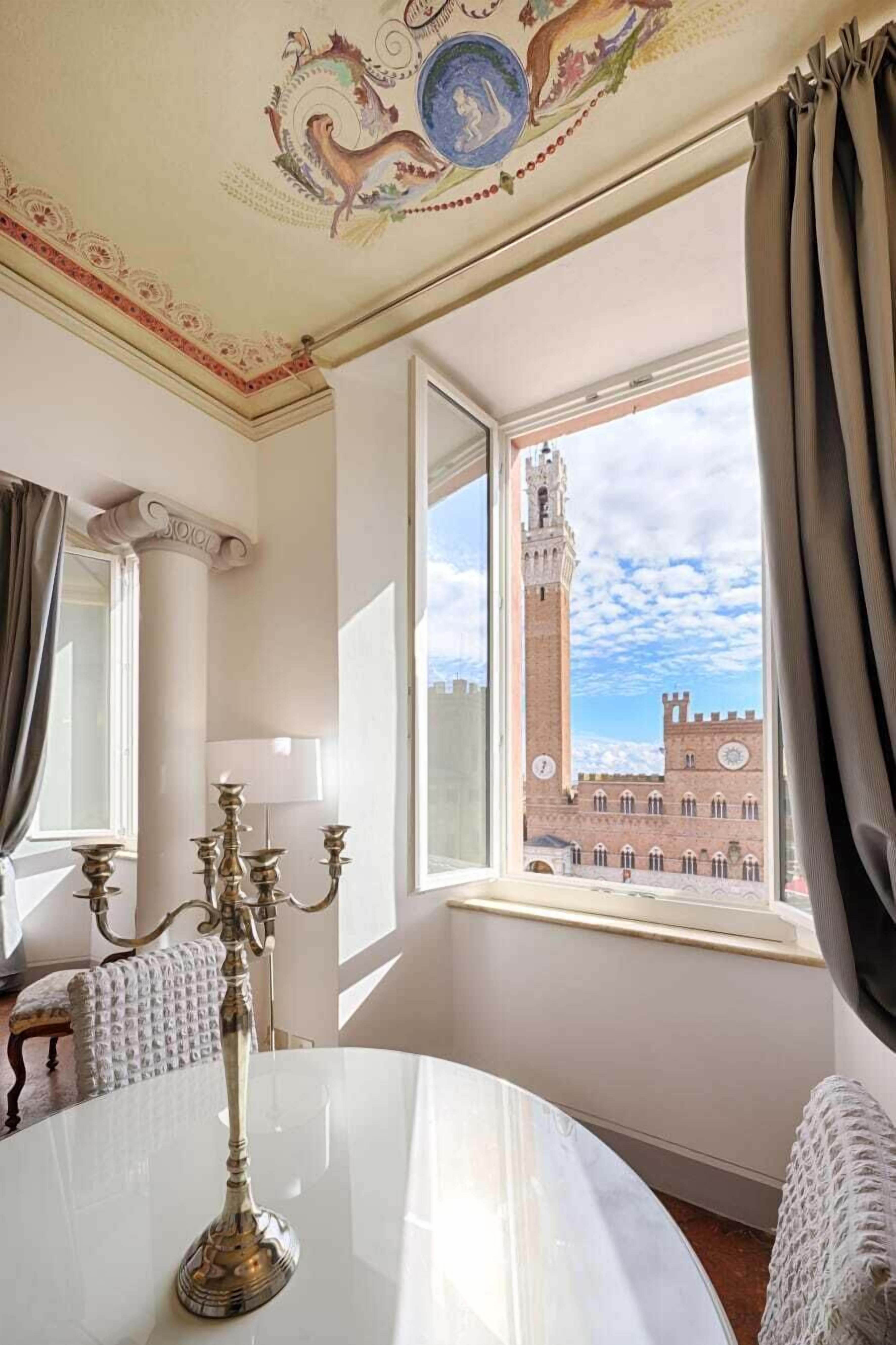 Televisión de pantalla plana