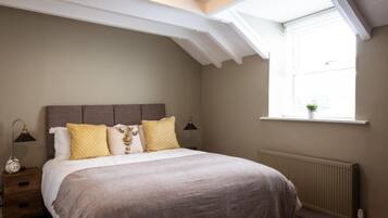 Apartment | Free WiFi, bed sheets