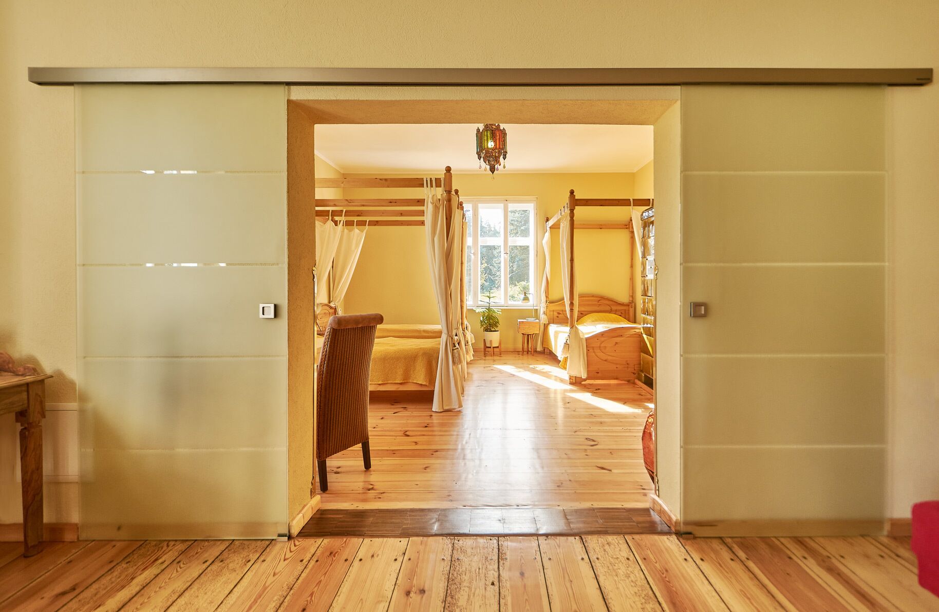 5 chambres, bureau, Wi-Fi, draps fournis