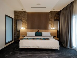 Luxury Apartment | Egyptian cotton sheets, premium bedding, memory foam beds, in-room safe - BRICKSPOINT BOUTIQUE APARTHOTEL ASOKORO (Abuja)