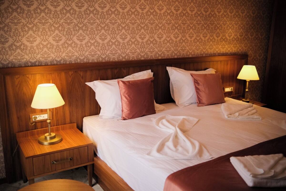 迷你吧、房內夾萬、熨斗/熨衫板、免費 Wi-Fi