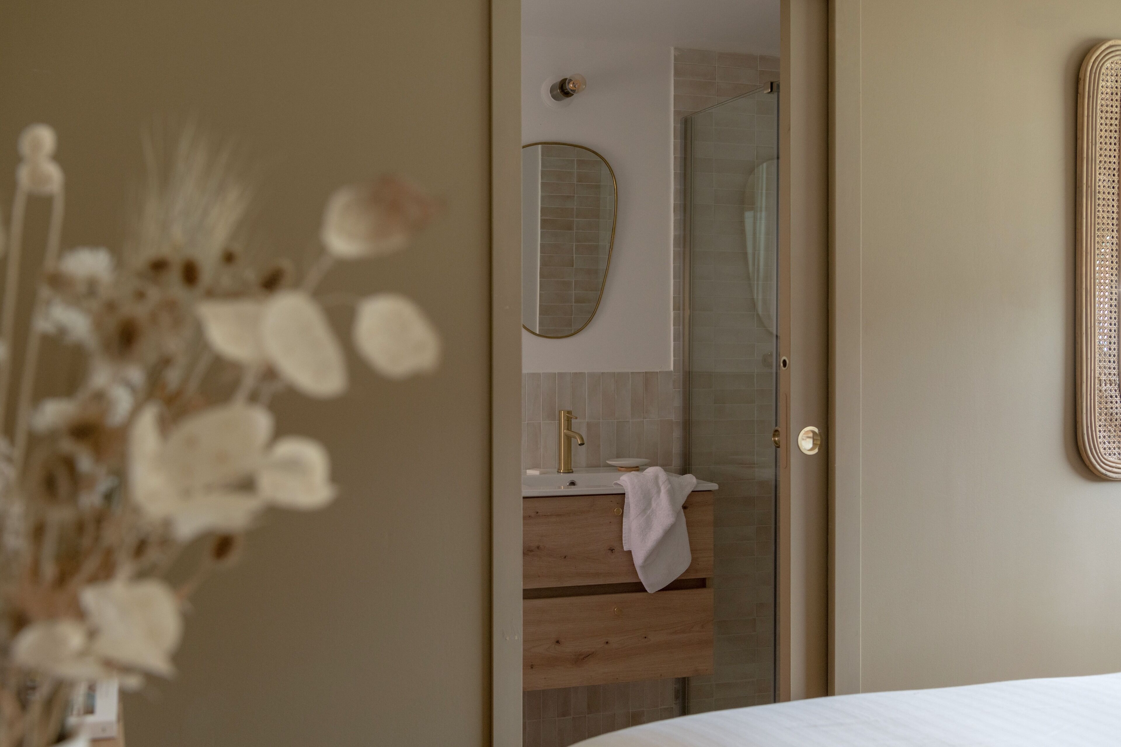 Photo - LA PENICHE - Bed And Bicycle - Vienne