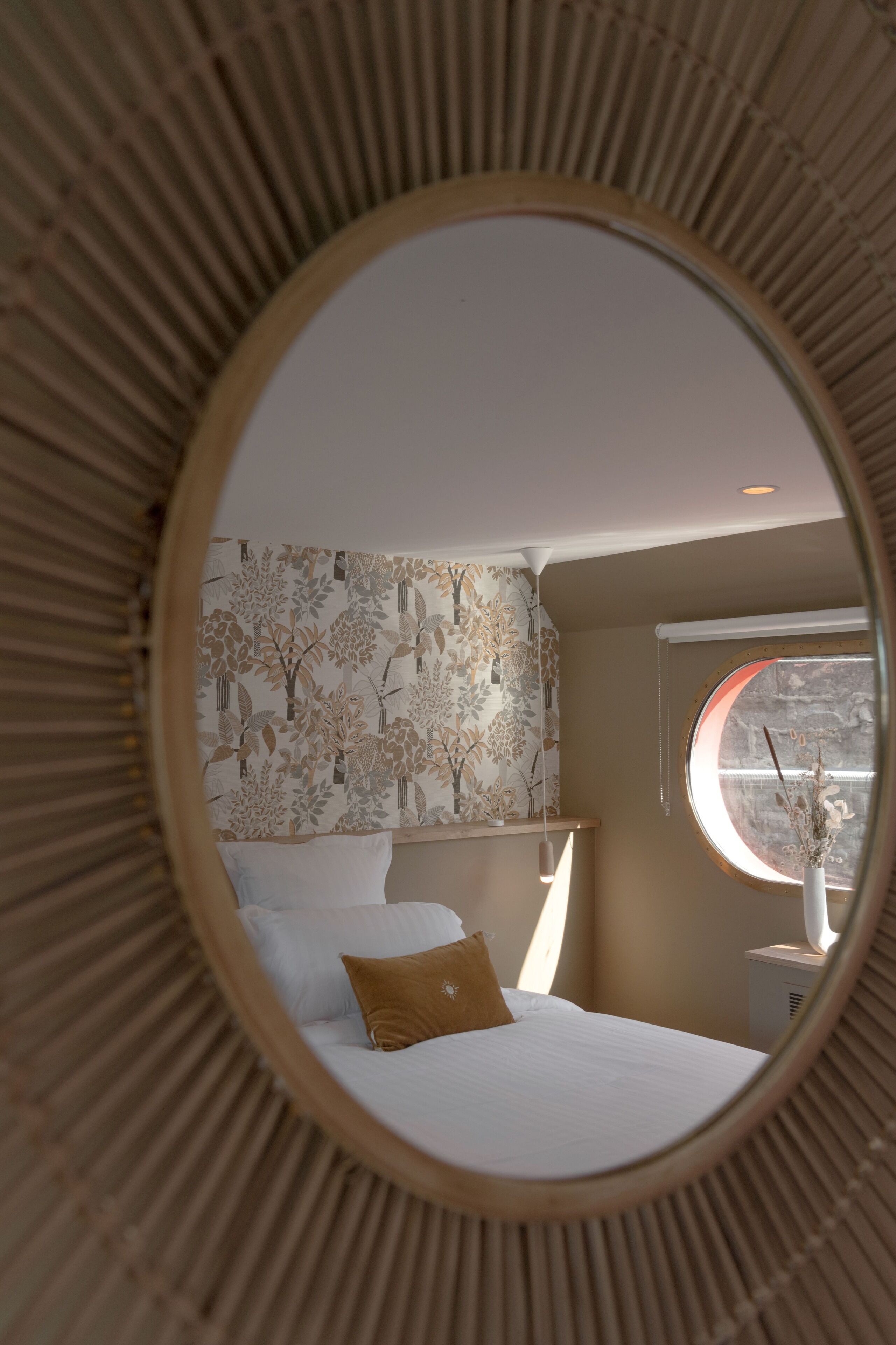 Photo - LA PENICHE - Bed And Bicycle - Vienne