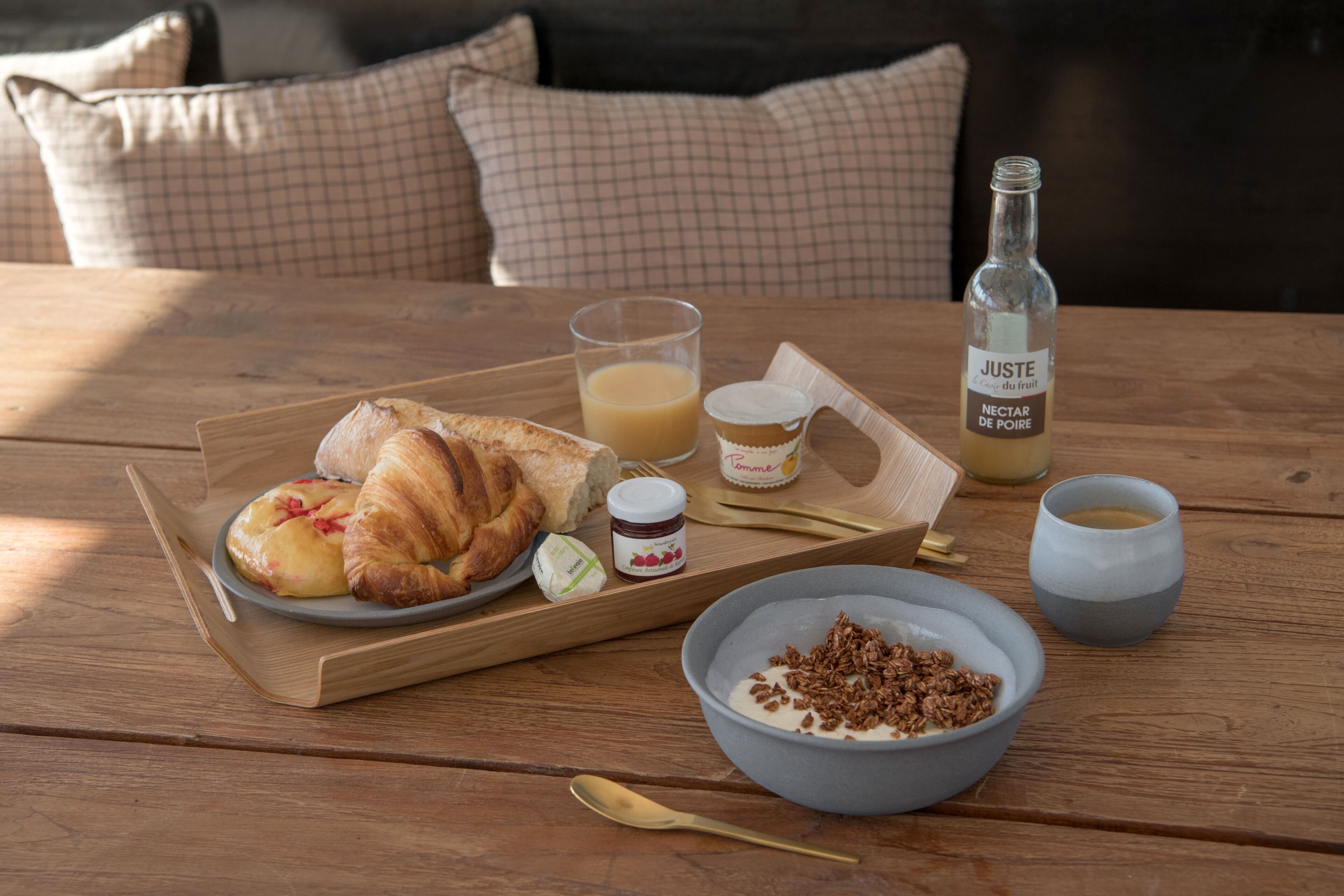 Photo - LA PENICHE - Bed And Bicycle - Vienne