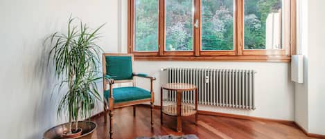 Apartment | 2 bedrooms, iron/ironing board, free WiFi