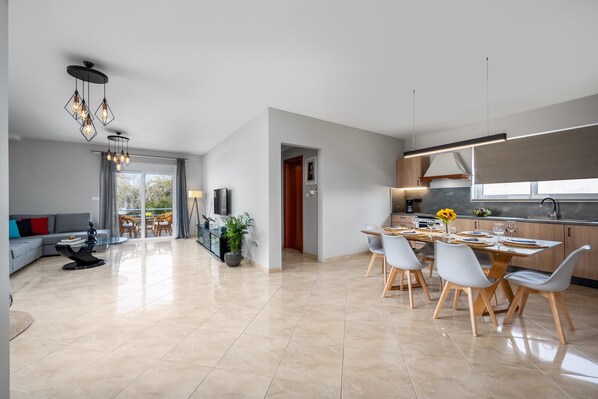 Interior - Atelier 71 (Rhodes)