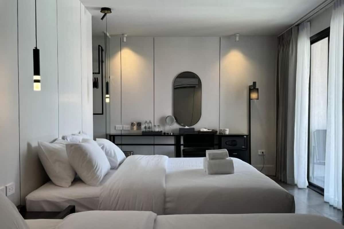 Minibar (free items), in-room safe, desk, laptop workspace