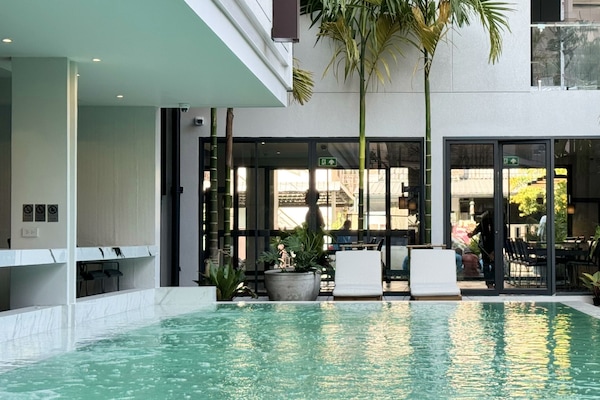 Alberca al aire libre