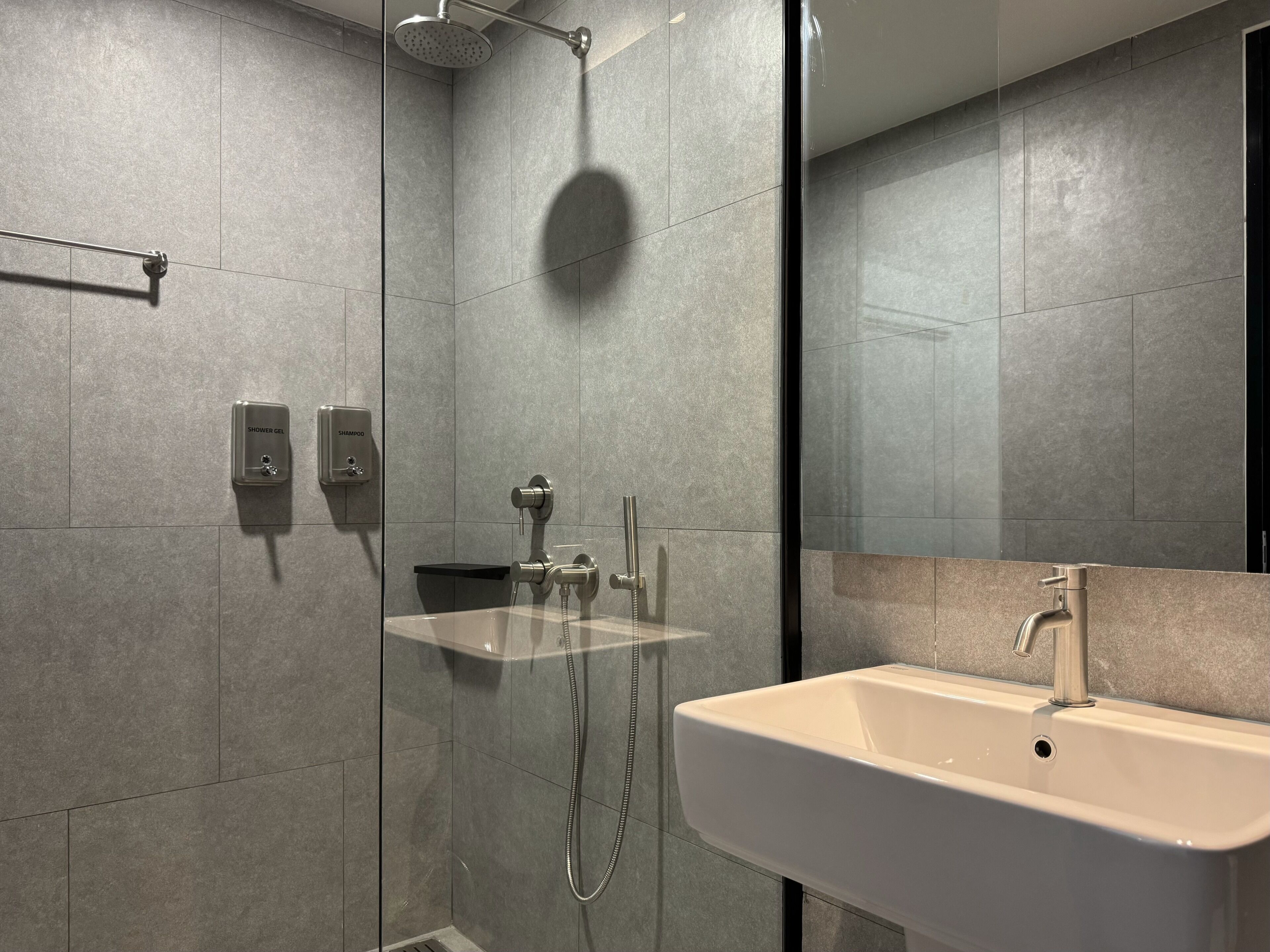 Foto - POR Singharat