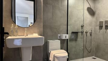 Comfort Double Room | Bathroom