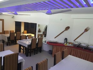 Suite Studio Exécutive | Restaurant