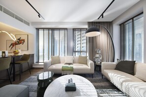 Apartment | 2 bedrooms - Fountain View Signature Residence With Terrace 135 SQM (Dubai)