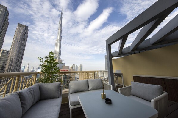 Apartment | 2 bedrooms - Fountain View Signature Residence With Terrace 135 SQM (Dubai)