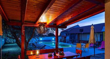 Holiday Home Villa Vesna Lux