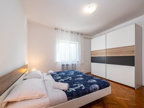 Villa (Five Bedroom Villa with Swimming Pool) | 5 dormitorios, cunas (de pago), wifi gratis