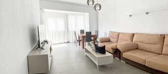 Elegant 4 beds train station upto 6 Pax