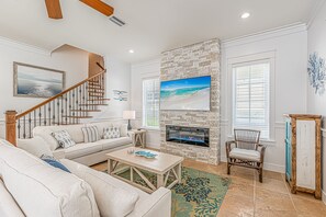 Smart-tv en een open haard