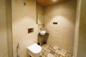 Deluxe Room | Bathroom - Kashi Niwas Varanasi  (Varanasi)