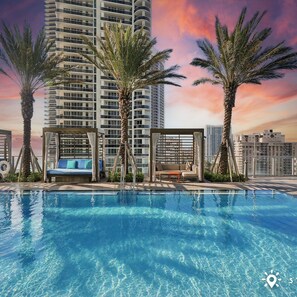 Room - Beachfront Condo Amazing Pool Oceanview Balcony (Hollywood)