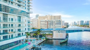 Nhà | 1 phòng ngủ, bàn, bàn ủi/dụng cụ ủi quần áo 