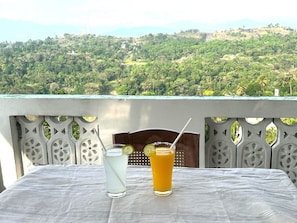 View from property - Pearl River Kandy  (Kandy)