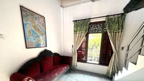 Lobby sitting area - Pearl River Kandy  (Kandy)