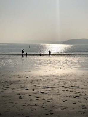 ชายหาด