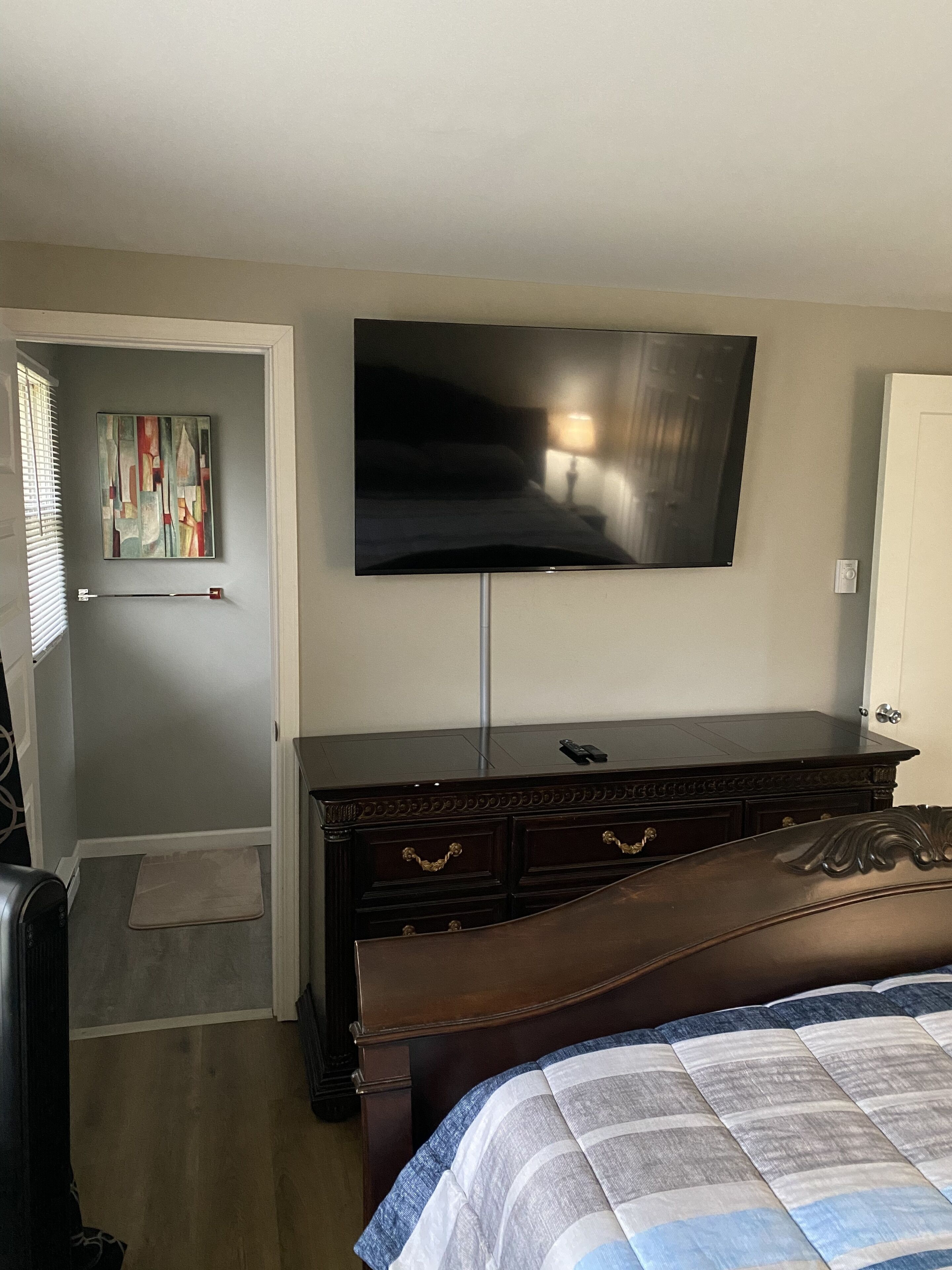 3 bedrooms, iron/ironing board, free WiFi, bed sheets