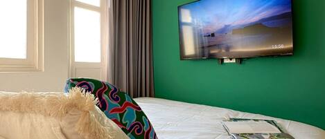 1 chambre, fer et planche à repasser, Wi-Fi, draps fournis