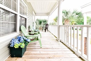Terrace/patio - Walk to the Beach 5 BR Beach House with a Heated Private Pool! Catching R.A.E.S (Surfside Beach)