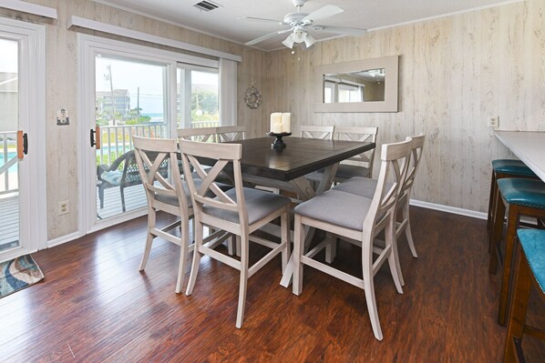 Dining - 2nd Row 3 BR Condo with a Shared Pool! Floral Villas D15 (Surfside Beach)