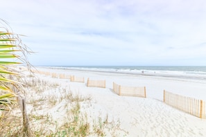 Accommodatie ligt op het strand