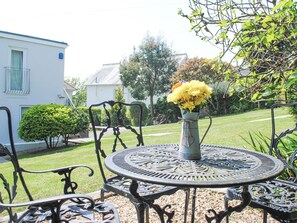 Outdoor dining - 5 Melbury (Salcombe)