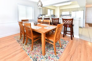 Dining - Oceanfront 3 BR Condo with a Shared Pool! Windhaven 102  (Surfside Beach)