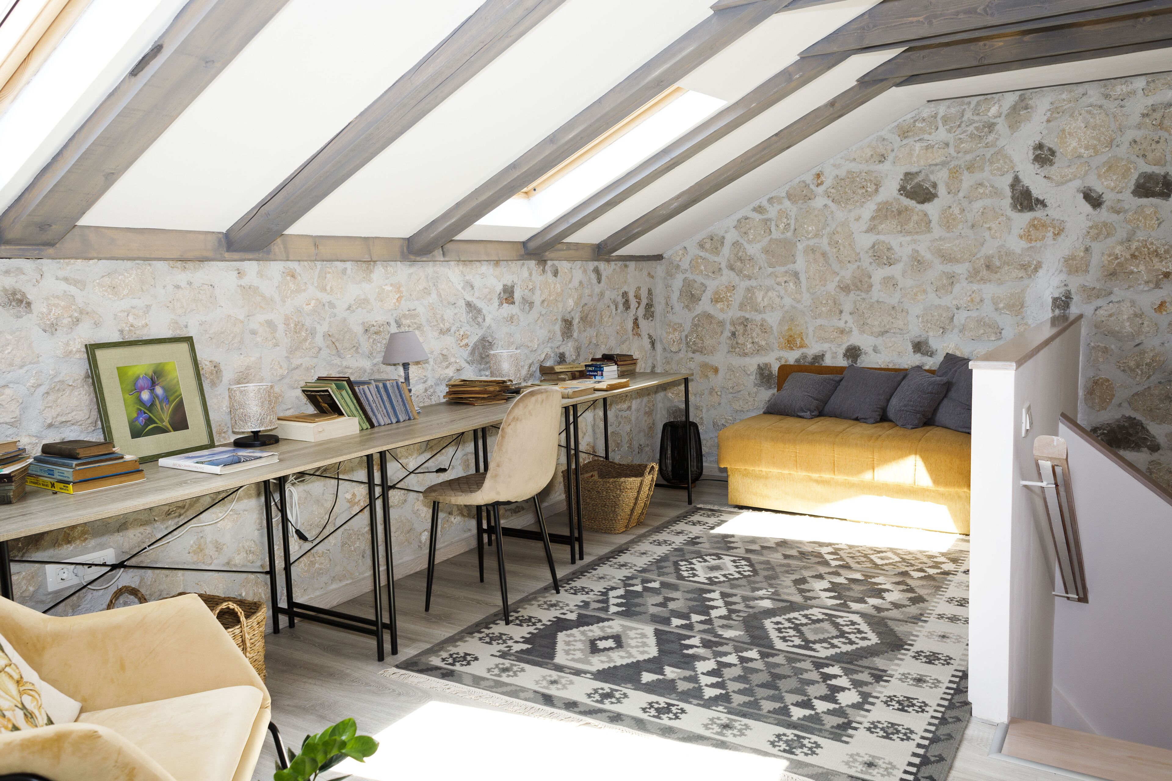 Two bedroom apartment | Soundproofing, iron/ironing board, free WiFi, bed sheets