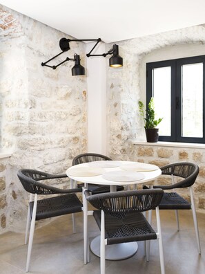 Sea view apartment | Living area | Flat-screen TV - Galathea House (Kotor)