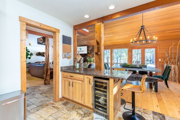 Interior - GLDN05 - Spacious Home, Games Galore, AC (Sunriver)