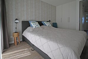 2 Schlafzimmer, Bügeleisen/Bügelbrett, Reisekinderbett, WLAN