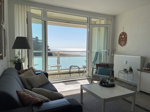 2 bedroom accommodation in Egmond aan Zee