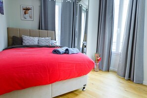 2 Schlafzimmer, Schreibtisch, Bügeleisen/Bügelbrett, kostenloses WLAN