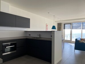 Kühlschrank, Herdplatte, Geschirrspüler