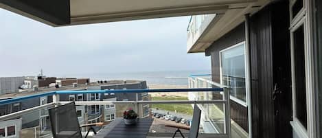 Buiten dineren