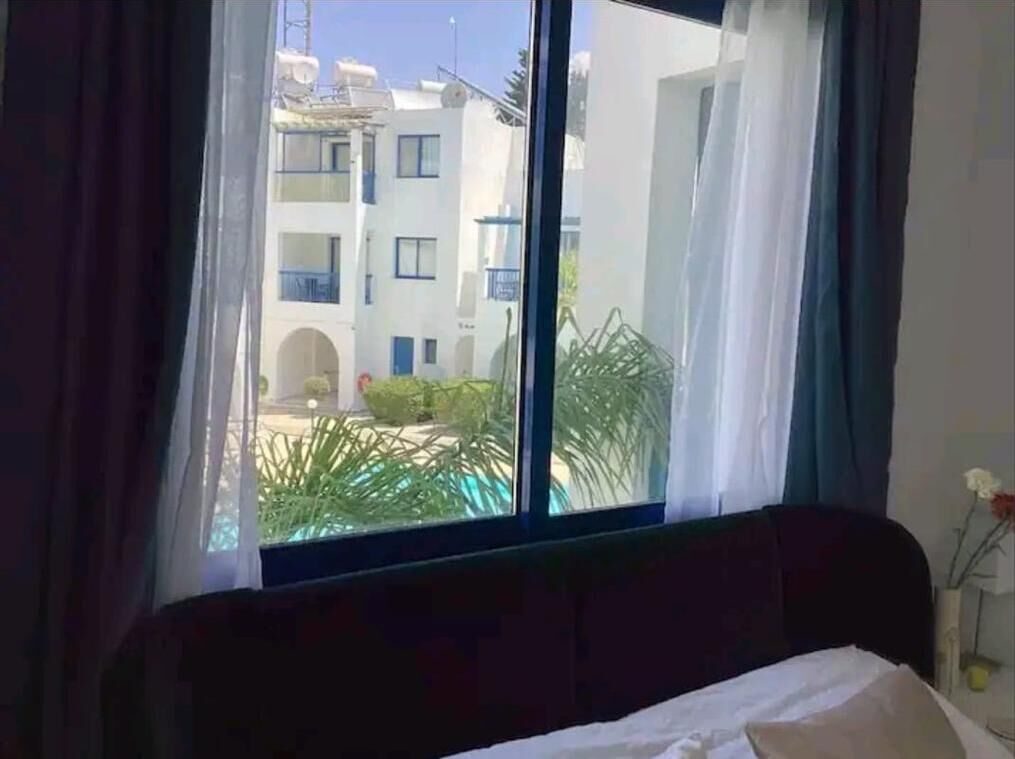 Paphos Apartment Mit Poolblick 15 Minuten Zu Fuü Zum Strand - Paphos